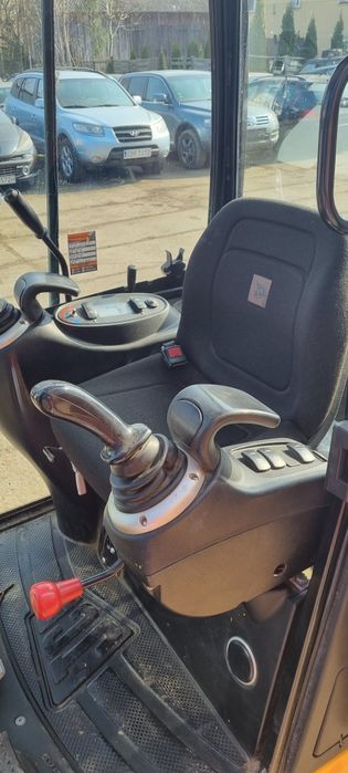 Sprzedam Piękną Minikoparkie JCB 8020