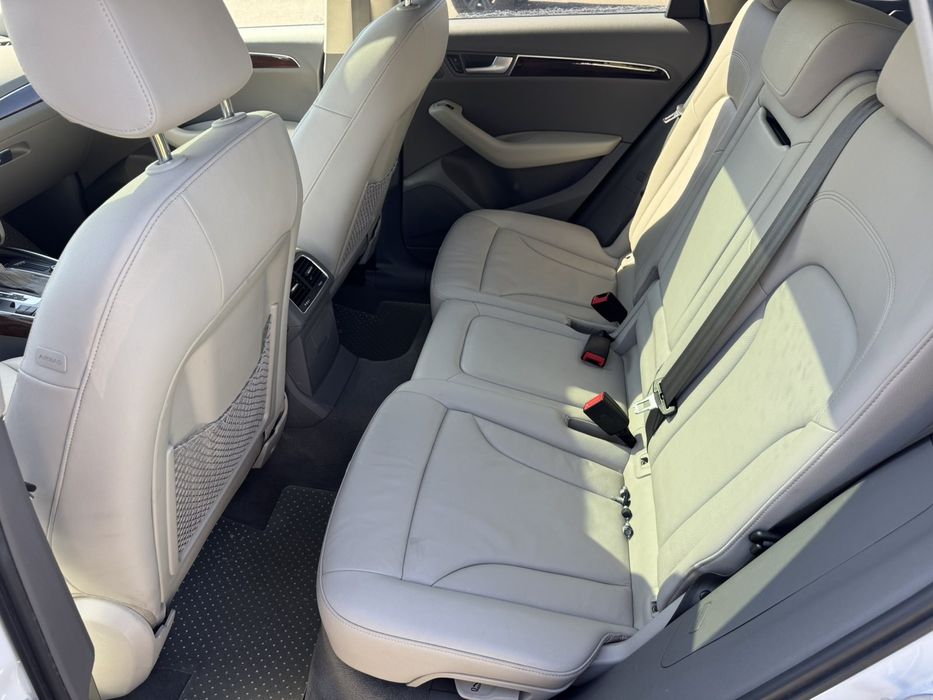 Ауди Q5 premium plus