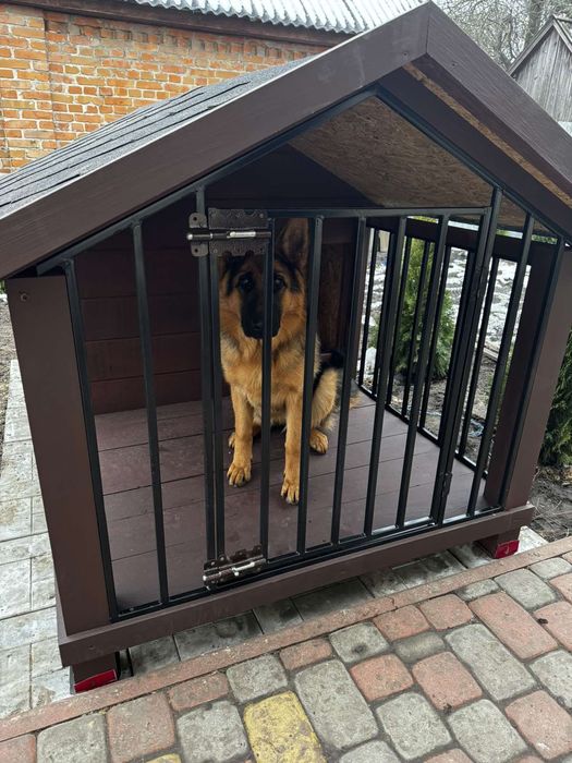 Будка з вольєром