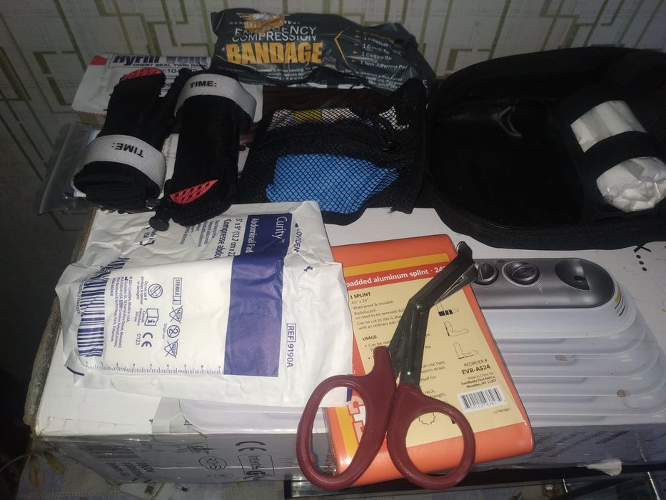 Аптечка   тактическая,2 турникета.