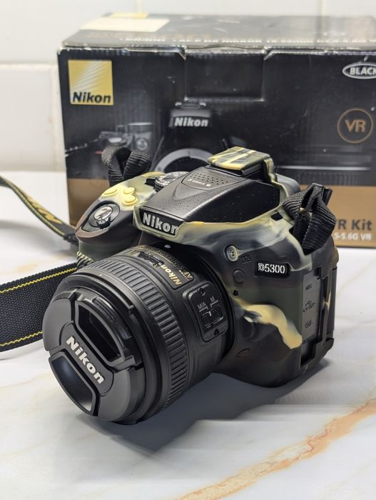 Фотоапарат Nikon D5300