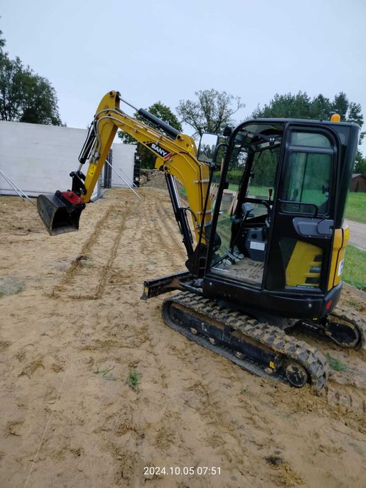 Koparka. Minikoparka. Usługi. Ziemia ogrodowa. Piasek. Wiertnica. Młot