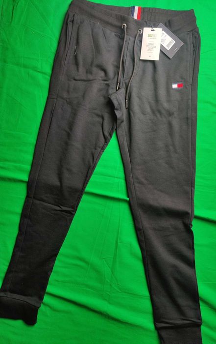 Dresy męskie spodnie Tommy Hilfiger męskie