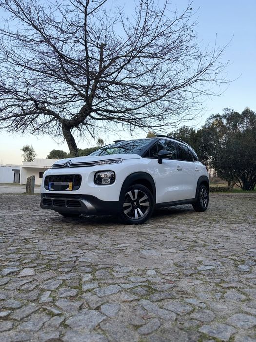 Citroen C3 Aircross 1.2 PureTech  

Viatura de Outubro
