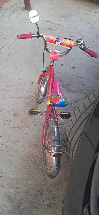 Дитячий велосипед для дівчинки