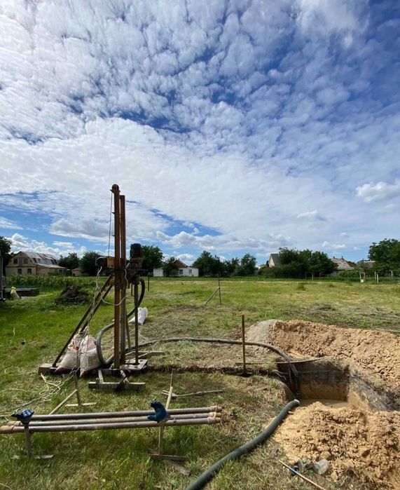 Буріння свердловин на чисту воду, Скважина до 120 метрів, Монтаж обладнання ПІД КЛЮЧ