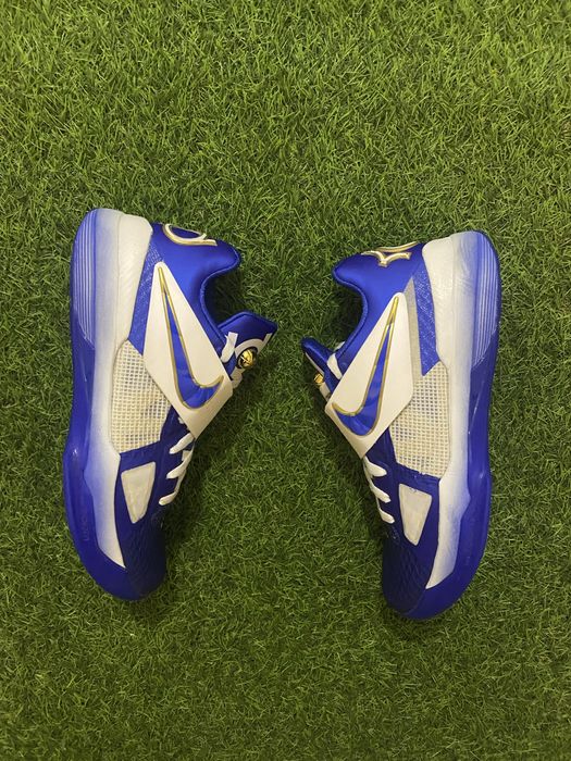 Баскетбольні кросівки nike