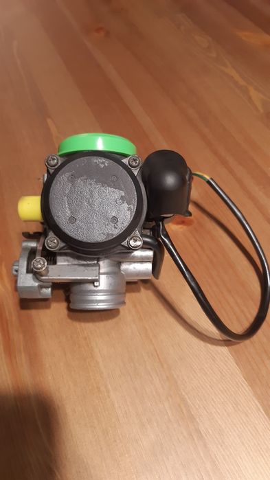 gaźnik vespa GTV 125