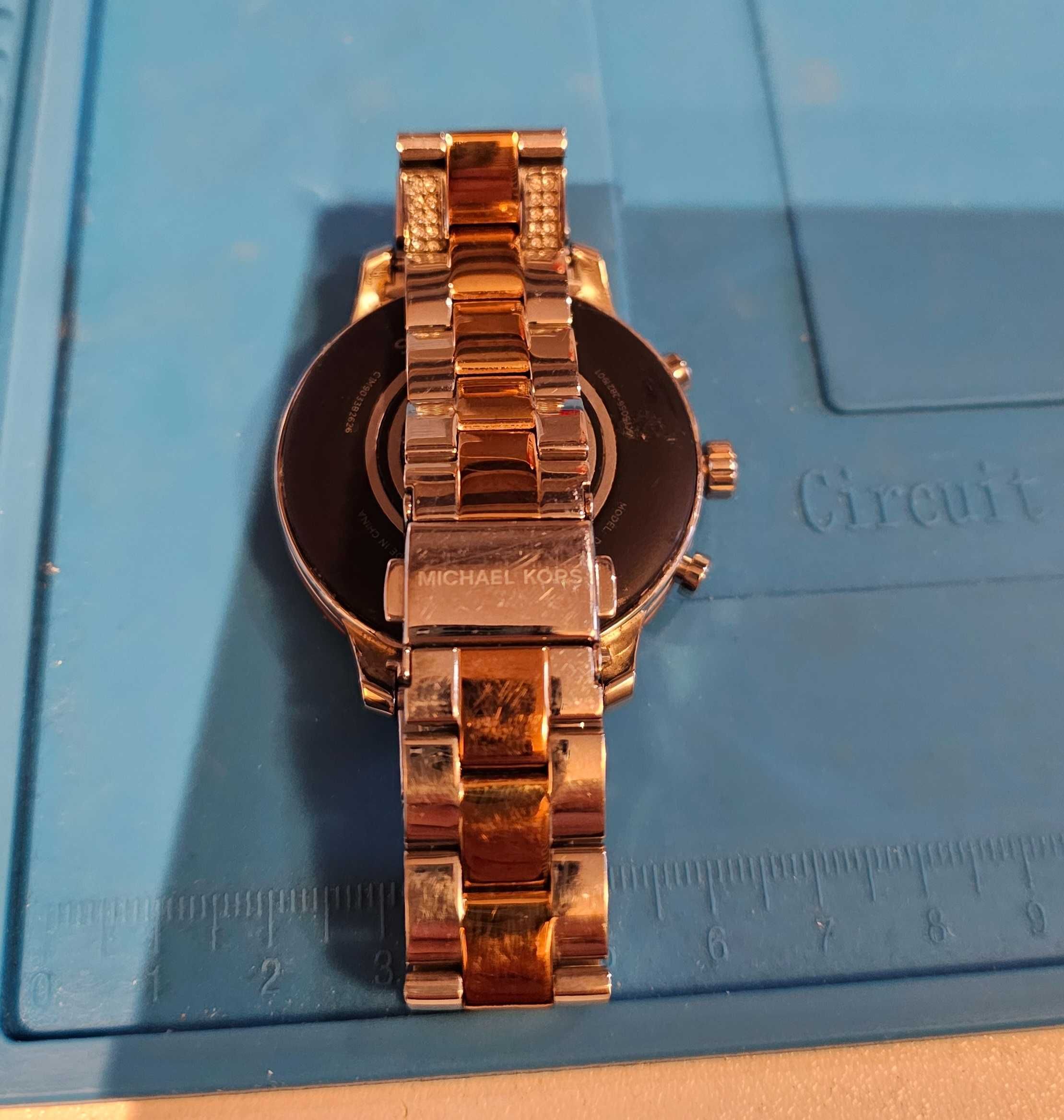 Michael Kors zegarek damski MKT5056 Smartwatch Wroc aw Fabryczna OLX.pl