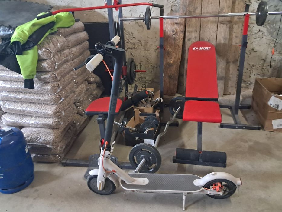 Sprzedam hulajnoge elektryczną mi electric scooter 3 + ładowarka