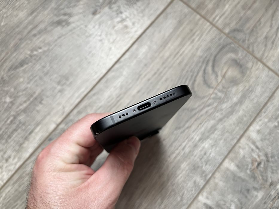 iPhone 15 128gb Black фіз сім