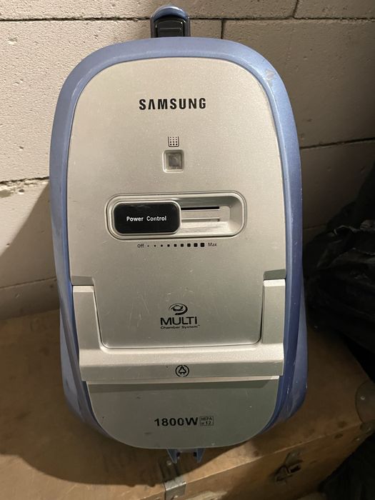 Пилосос samsung на запчастини