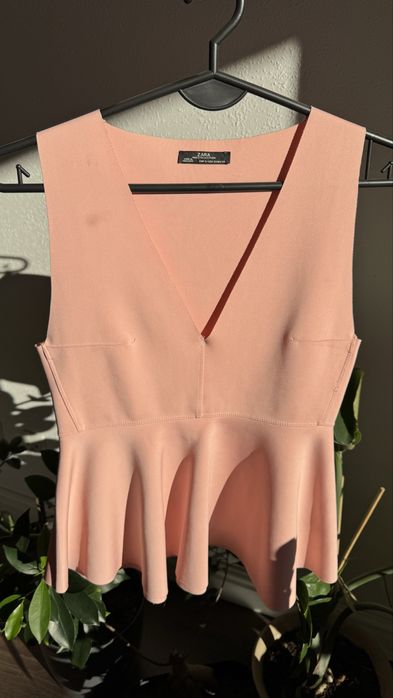 Bluzka z dekoltem, pudrowy róż