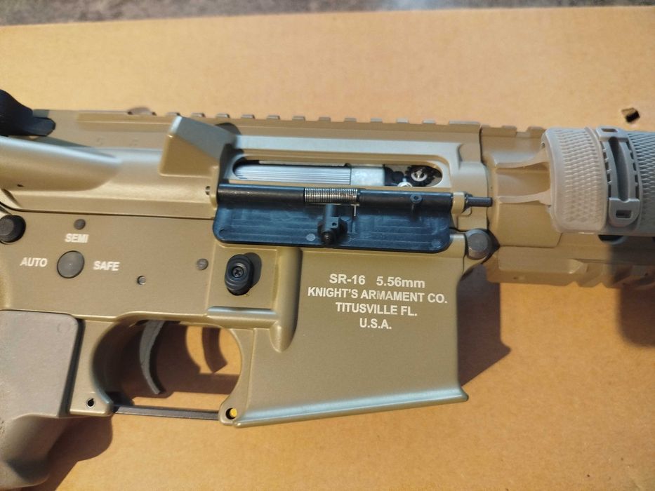 Replica airsoft Combat Series SR635 AEG
