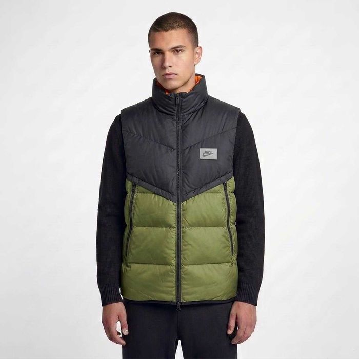 Жилетка Nike (колір оливка)
