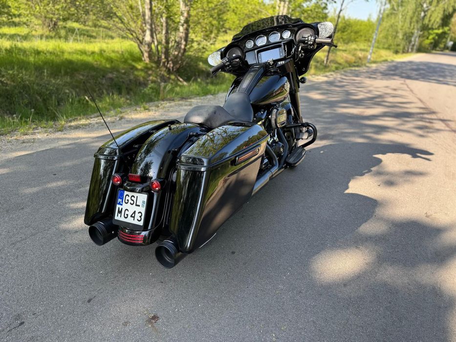 Harley Davidson Street Glide 114