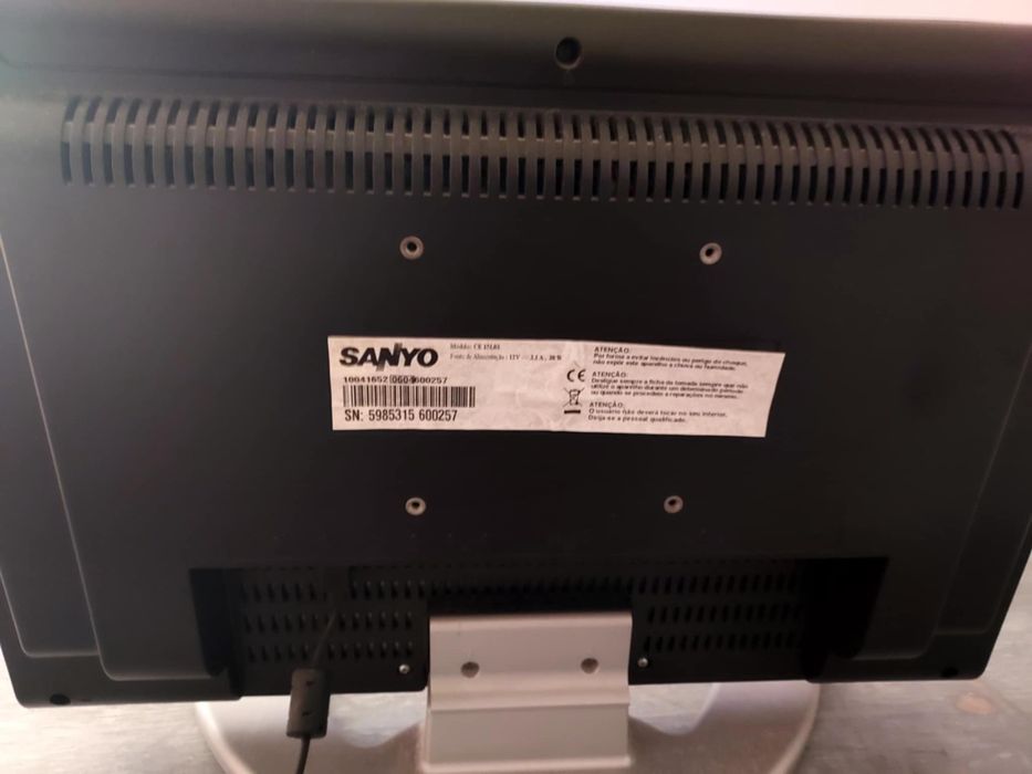 Televisão marca Sanyo 19 polegadas