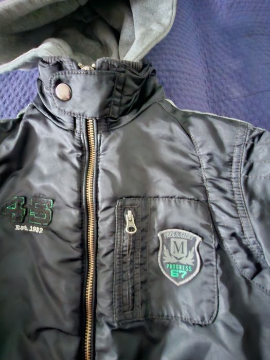 Next, 9 l, r. 134. Kurtka, kaptur.  Przejściowa.