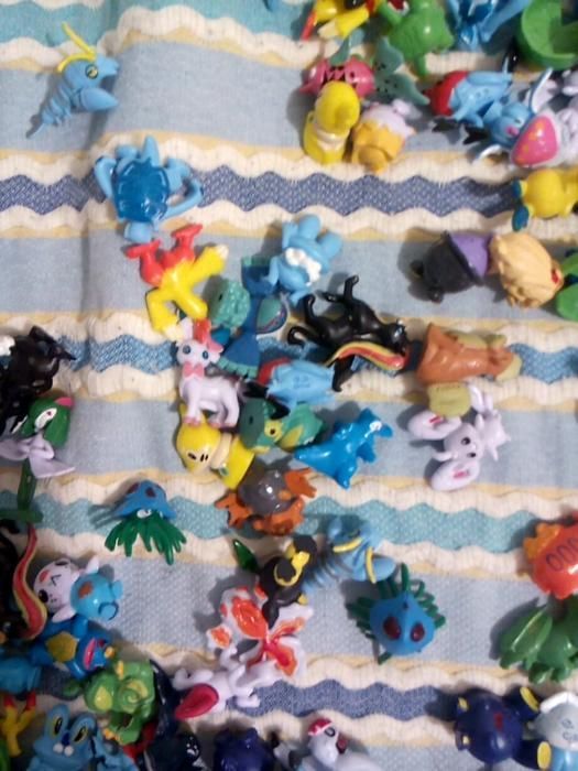Figuras Pokémon 3/4 cms