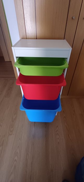 Móvel Ikea gavetas plástico