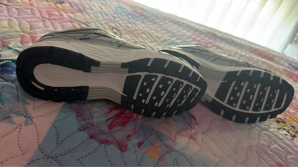 Sapatilhas Nike P6000