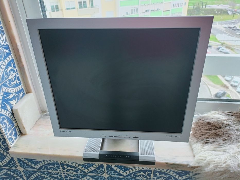 Monitor Samsung 17 polegadas