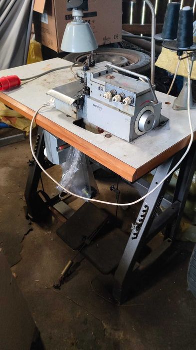 Overlock 3-nitkowy TEXTIMA