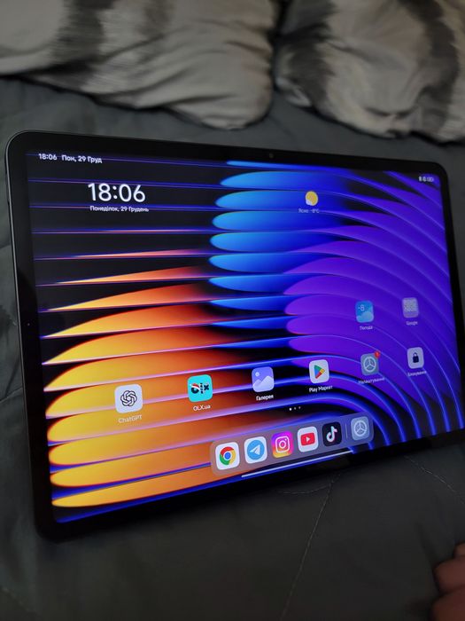 Xiaomi pad 7 8/128 + оригінальний  чолох в подарунок