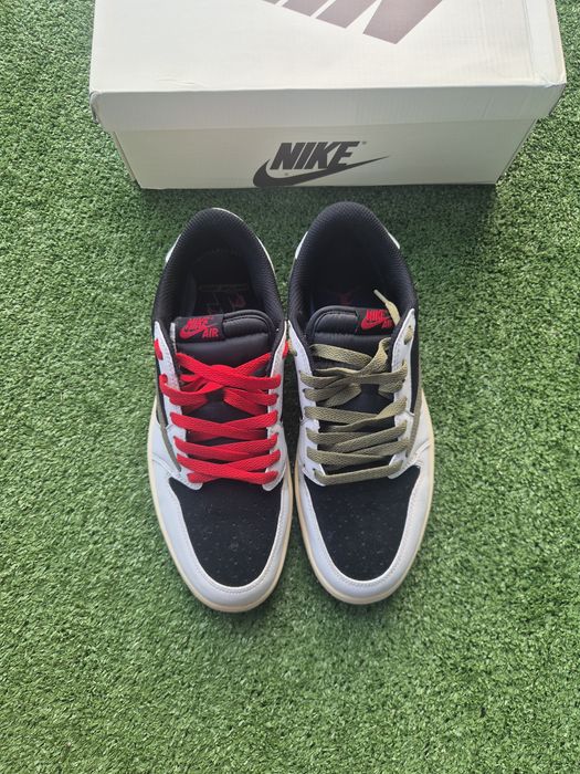 Nike jordan 1 travis scoot