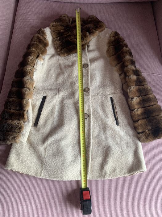 Пальто з каракульчі