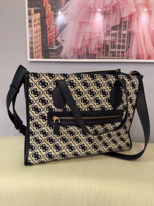 Guess torebka granatowa