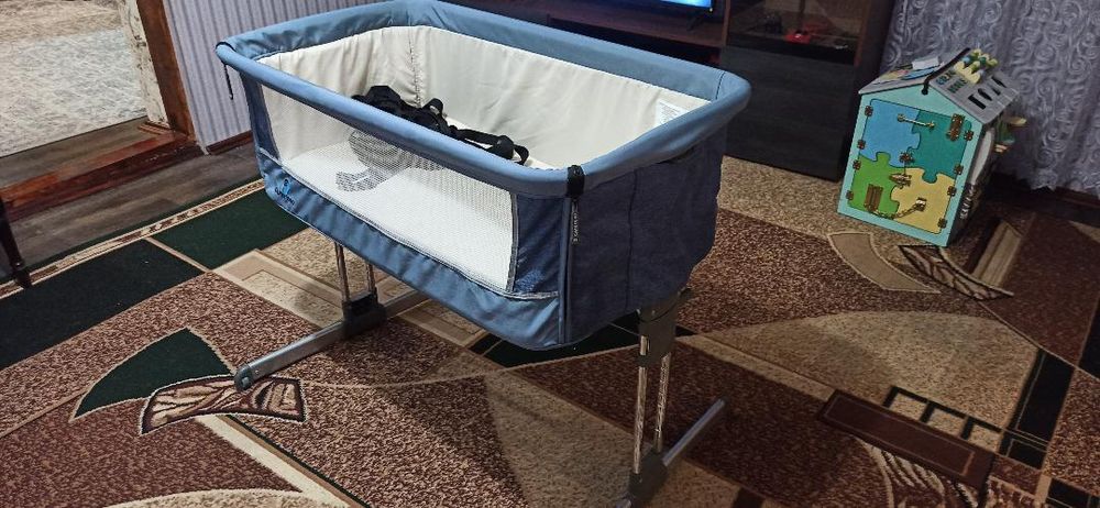 Продам кроватку .