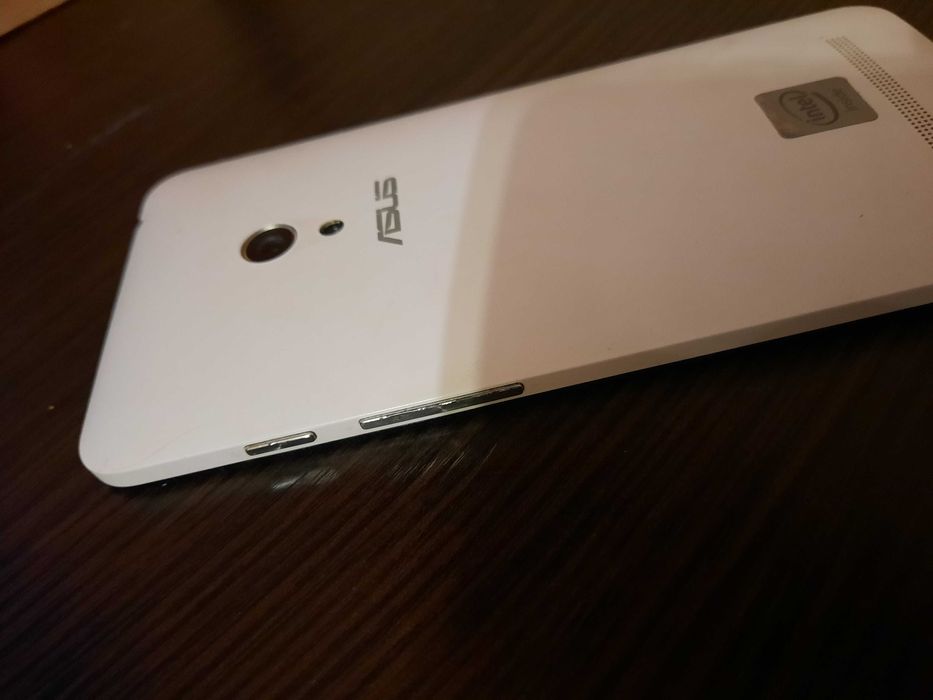 Мобильный телефон asus на запчасти