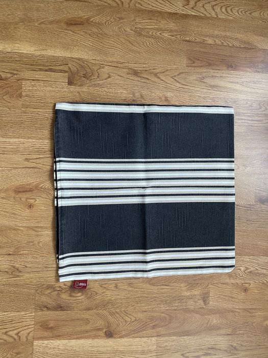 Bieżnik firmy Dekoria