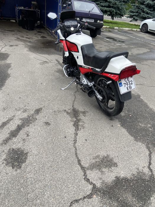 Suzukl GSX550ES