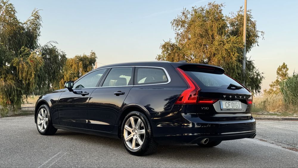 Volvo V90 D4 2.0D 190Cv Momentum Plus GearTronic