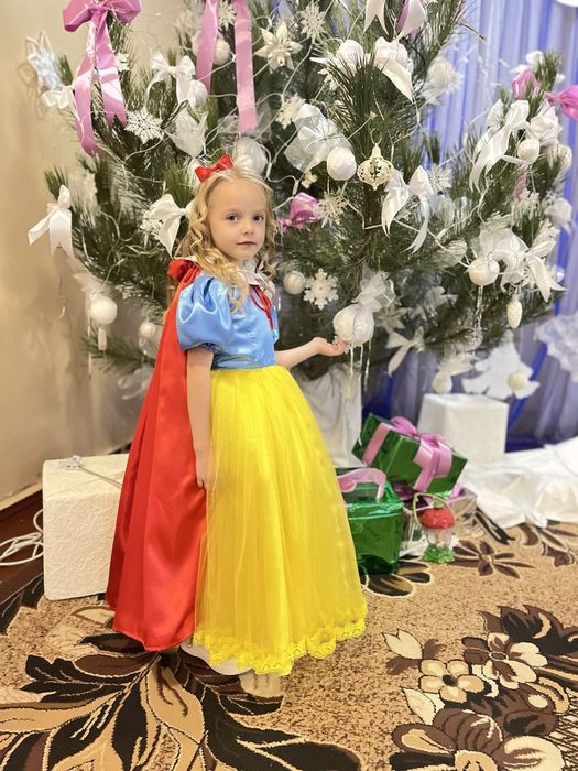 Сукня білосніжки