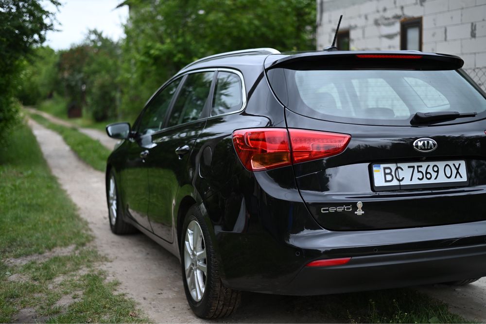 Продам Kia ceed 2016