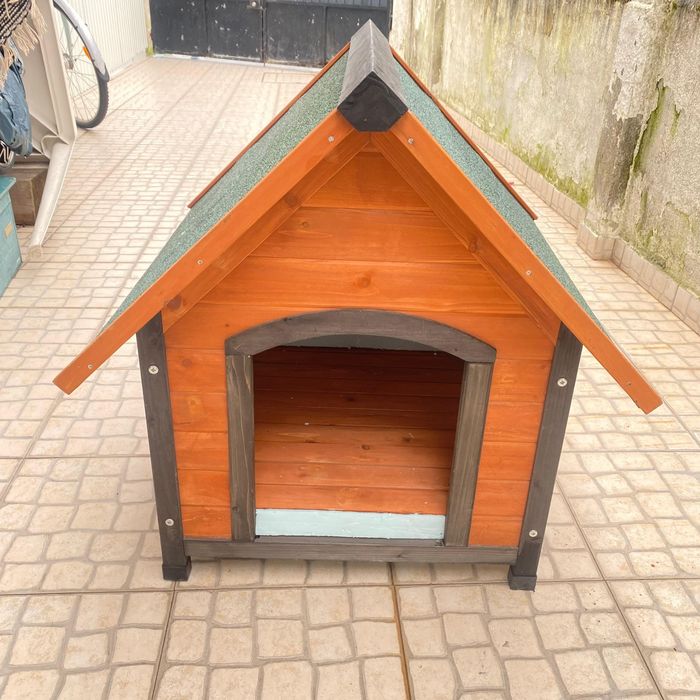 Casa de cão semi nova
