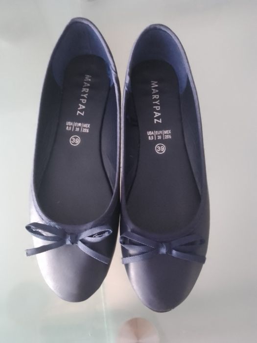 Sabrinas azuis escuras N°39 novas