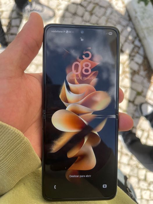Samsung Z FLIP 3.