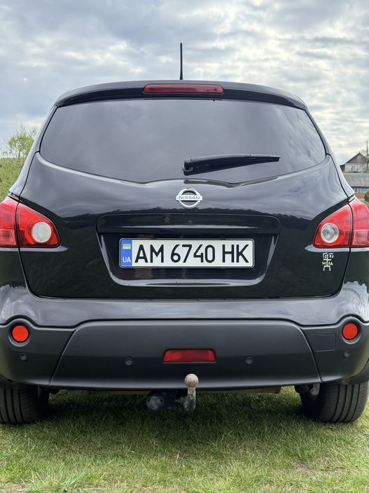 Nissan Qachqai +2, 2008.