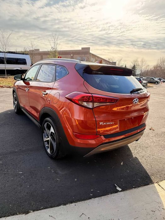 Hyundai Tucson Limited      2016