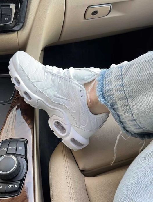 Air Max TN Plus White R.44