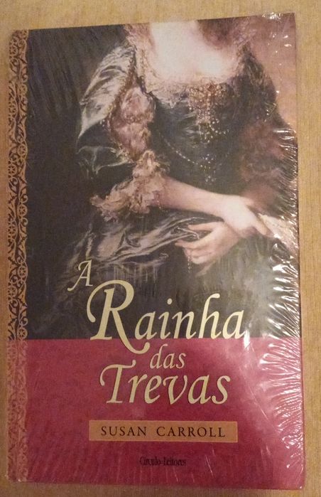Livro " A Rainha das Trevas"
