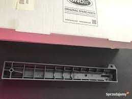 Wspornik szyby prawy do pieców UNOX KVM1376A