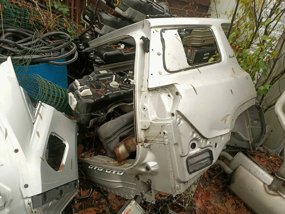 Четверь передняя задняя gmc acadia 2017