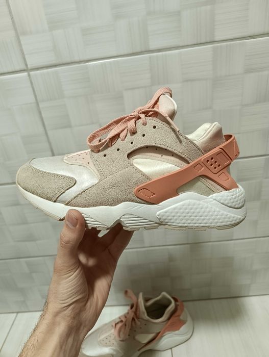 Кроссовки Женские Nike Air Huarache размер 41