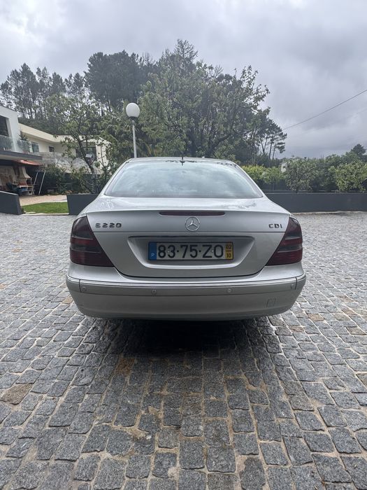 Mercedes benz E220
