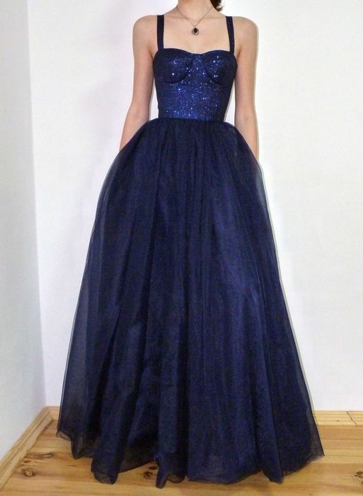 Випускне  плаття